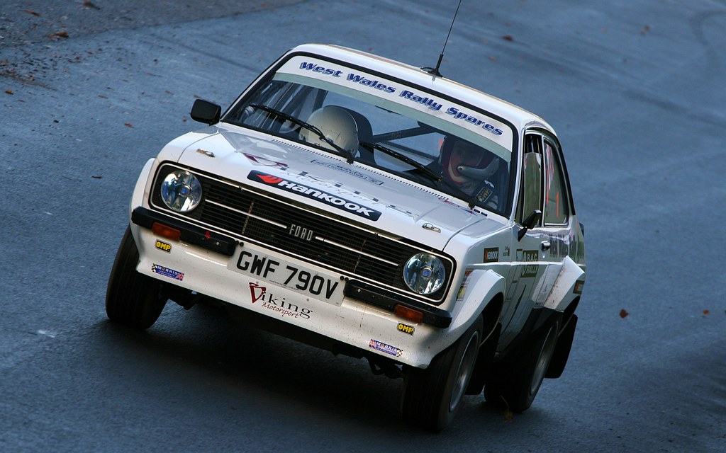 best rally cars guide Ford Escort RS1800