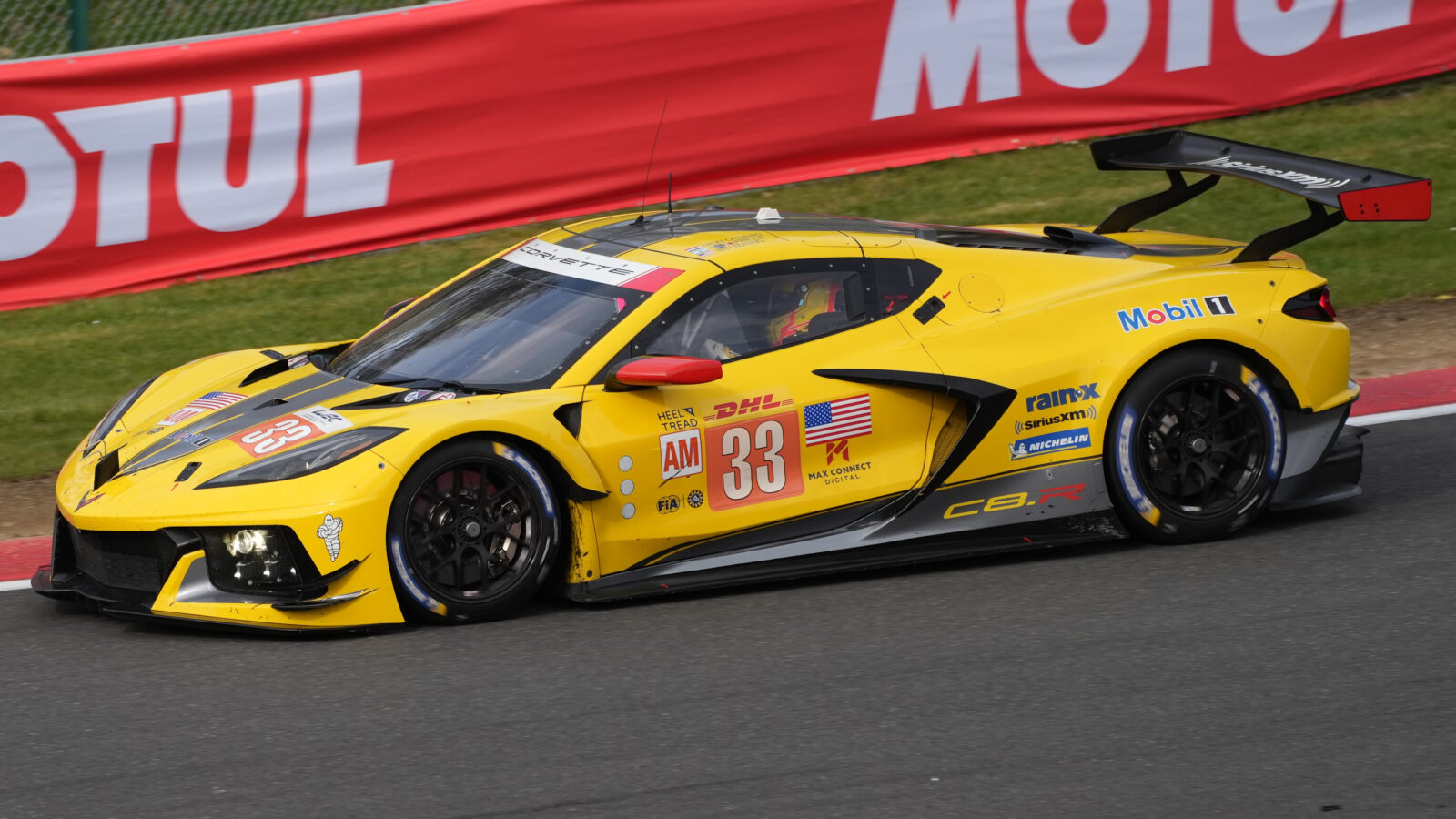 Chevrolet Corvette C8.R explaining the gt cars for newcommers